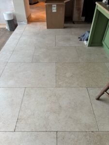 Bordeaux Cream 900 x 600 Limestone tumbled